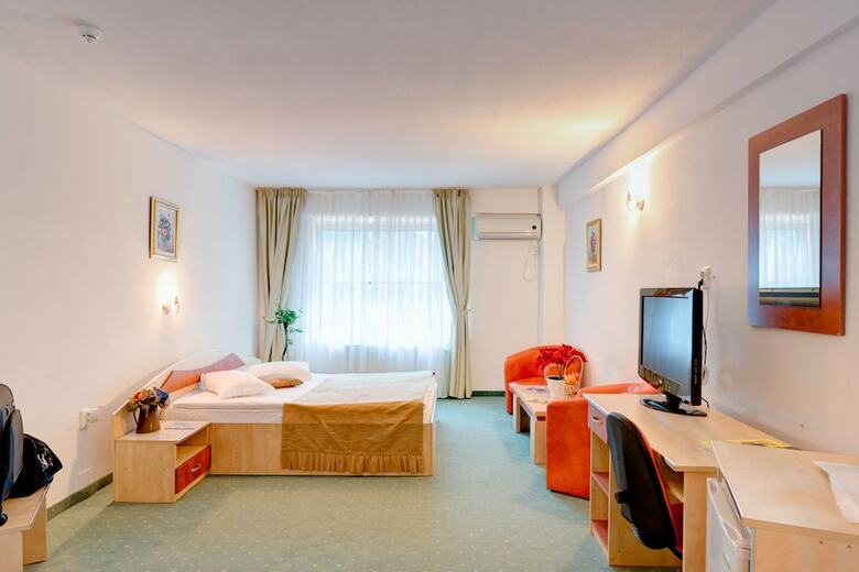 Hotel Complex Turistic Cornul Vanatorului