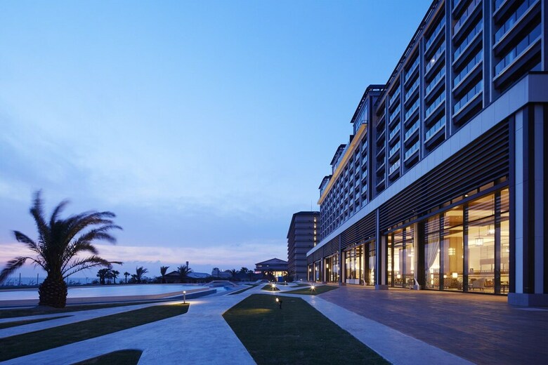 Ryugujo Spa Hotel Mikazuki Fujimitei