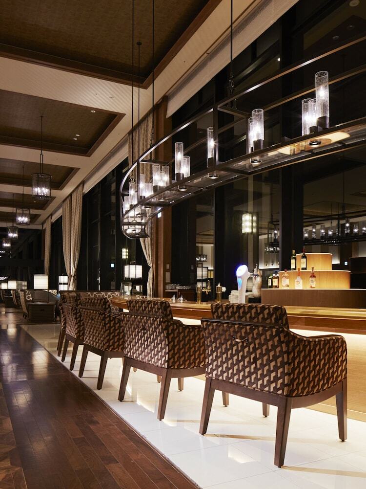 Ryugujo Spa Hotel Mikazuki Fujimitei