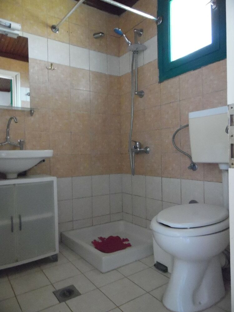Katsaros Studios & Apartments