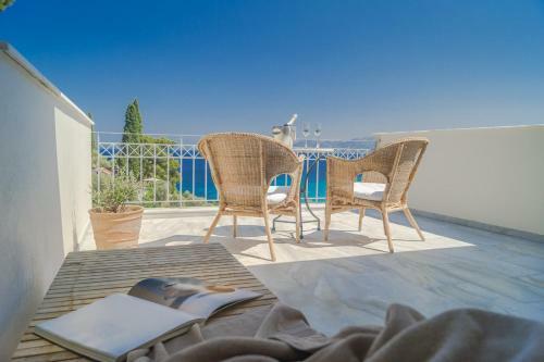Armonia Bay Hotel