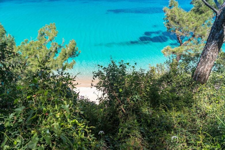 Armonia Bay Hotel