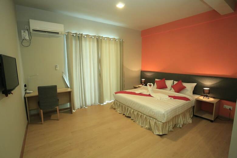Wh Hotel Thanlyin