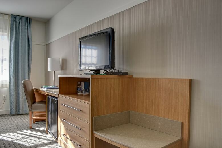 Hotel Two Trees Inn