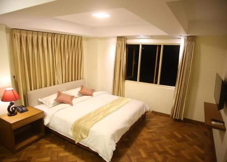 Hotel Ambassador Hill