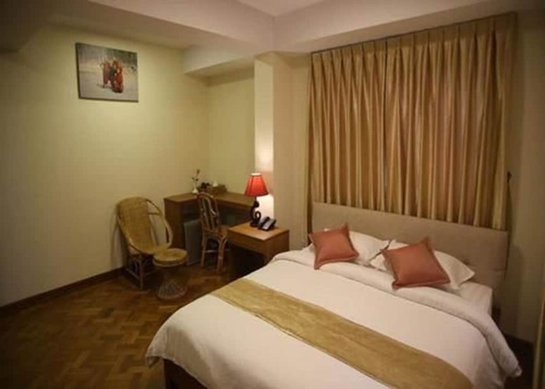 Hotel Ambassador Hill