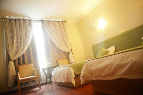 Emeishan Hostel C