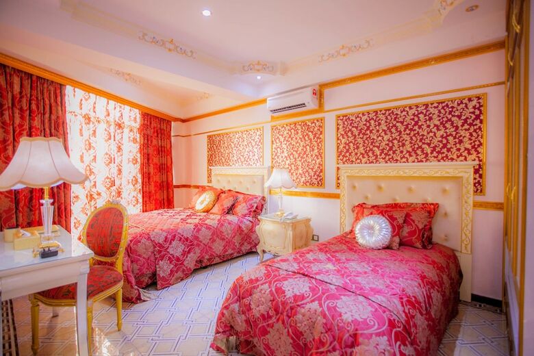 Lace Boutique Hotel