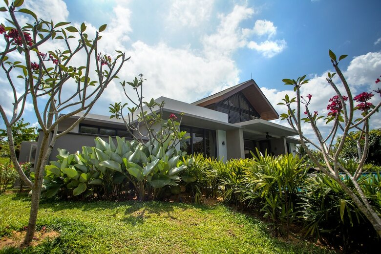 Hotel Mangala Resort & Spa