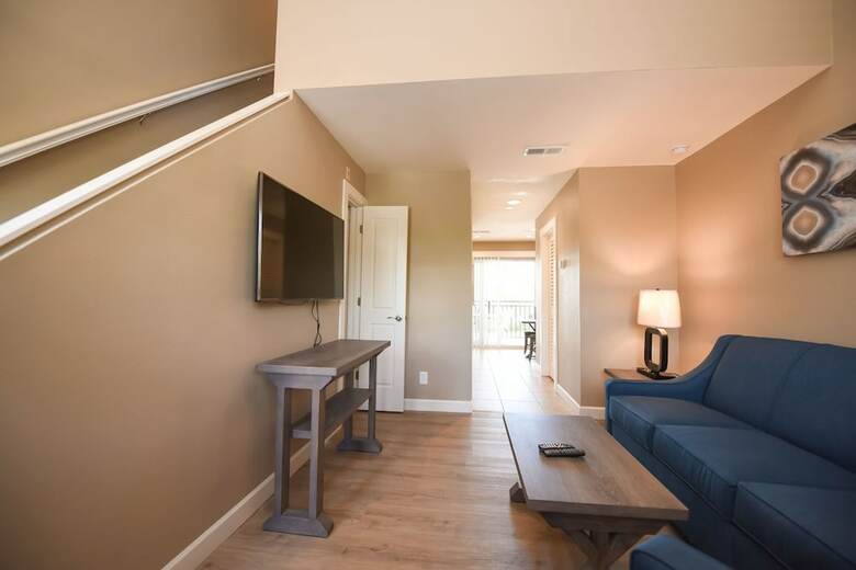 Hotel Waterside Suites & Marina