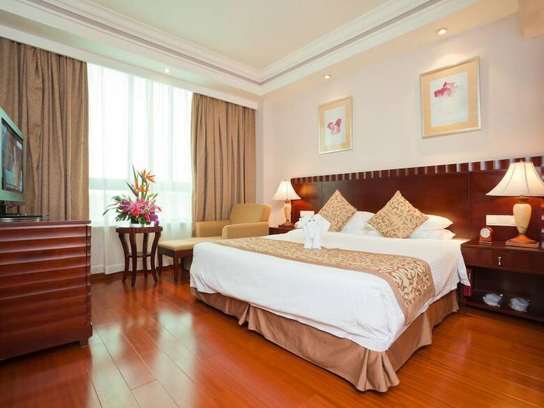 Bao Hong Hotel Sanya