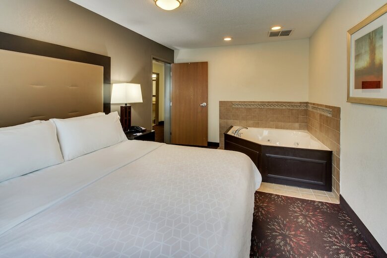 Holiday Inn Express Hotel & Suites Lancaster-lititz