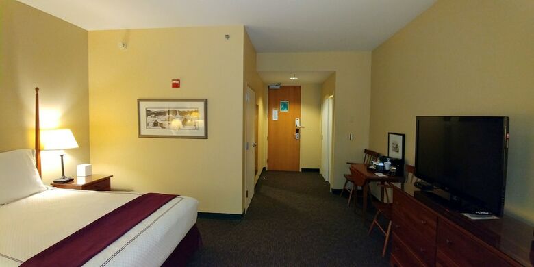 Hotel Warren Conference Center And Inn