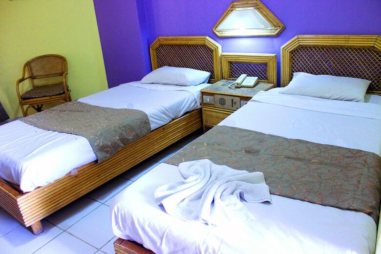 Gaddis Hotel