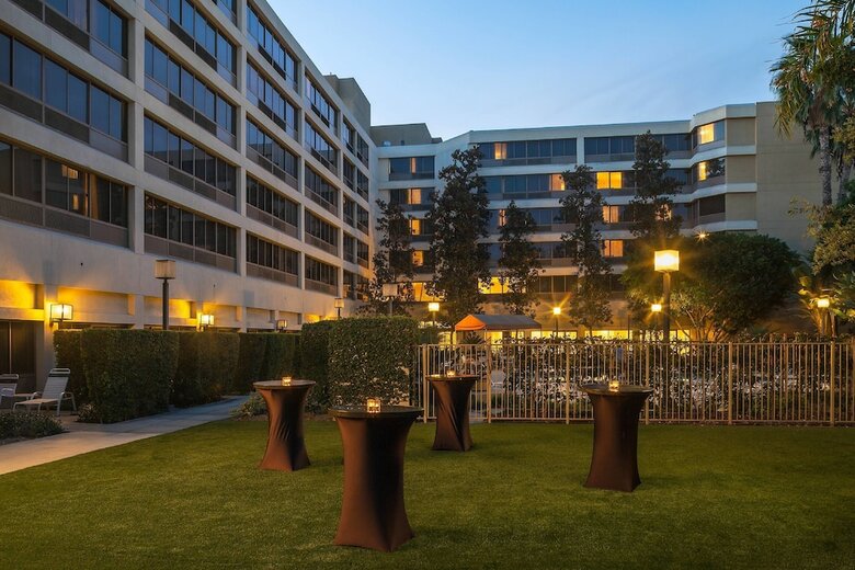 Hotel Fullerton Marriott At California State University