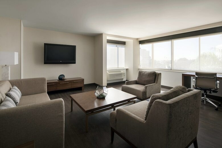 Hotel Fullerton Marriott At California State University
