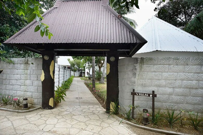 Hotel Cordova Reef Village Resort