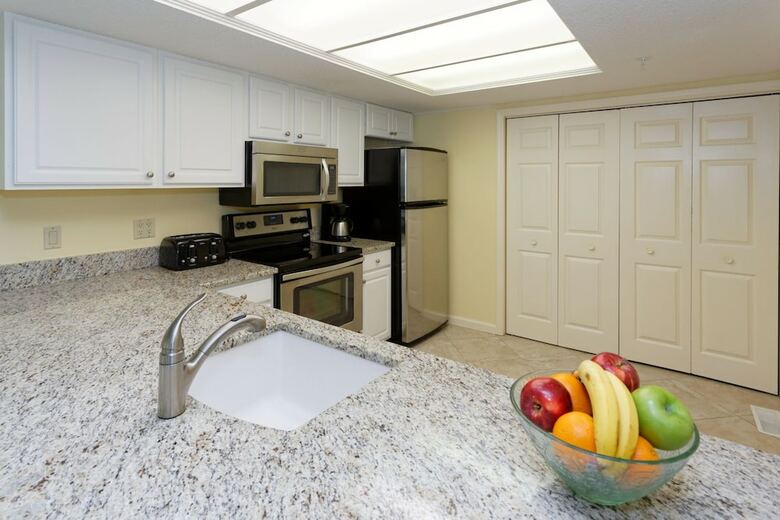 Shipyard Resort By Spinnaker Resorts
