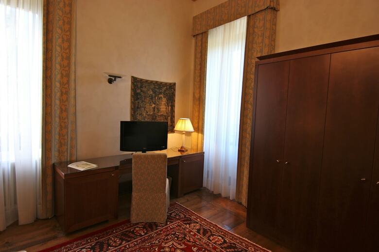 Hotel Villa Giona