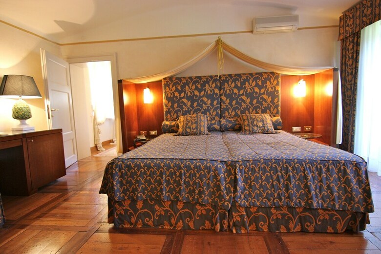 Hotel Villa Giona