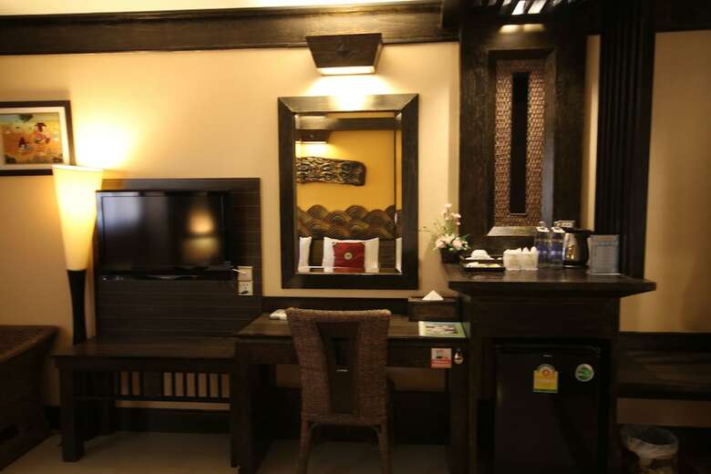 Ruean Phae Royal Park Hotel