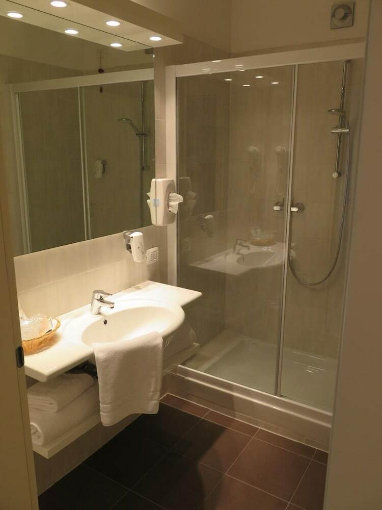 Hotel Motel Pi�