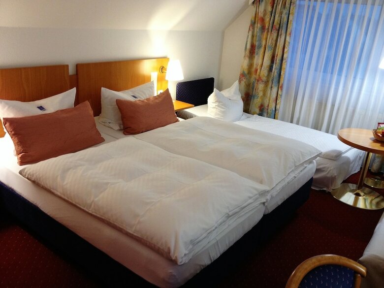 Akzent Hotel M�hringer Hof