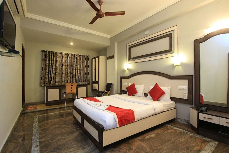 Oyo 1175 Hotel Uno In