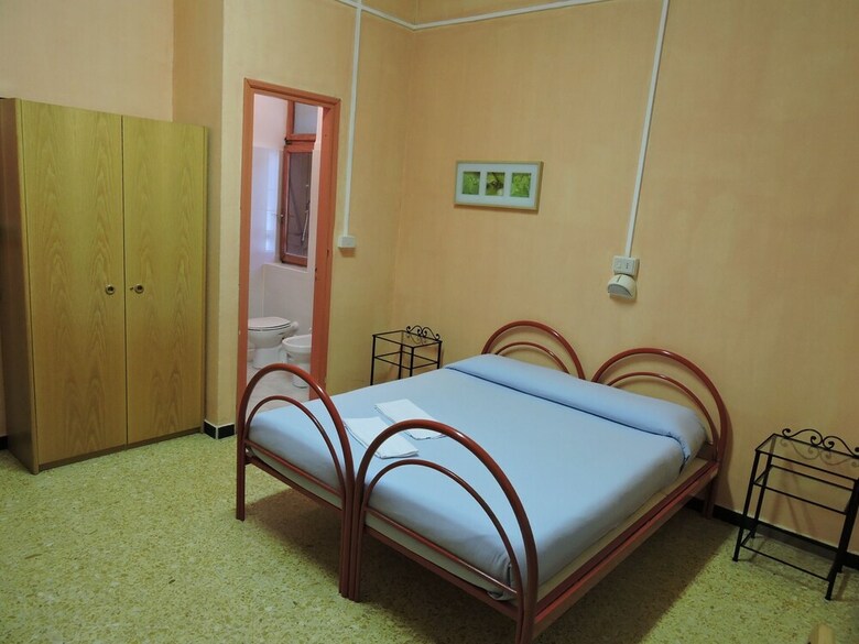 Hostal Ostello Di Arpy - Hostel