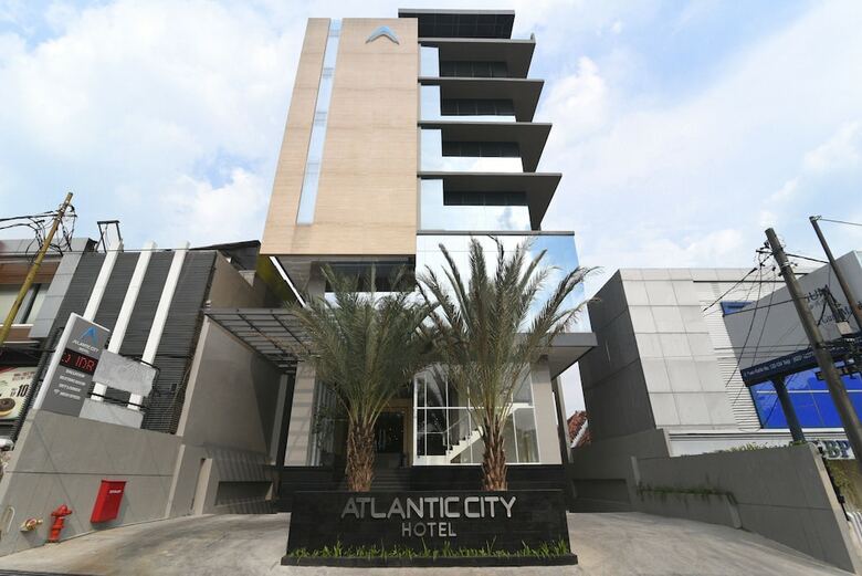Atlantic City Hotel