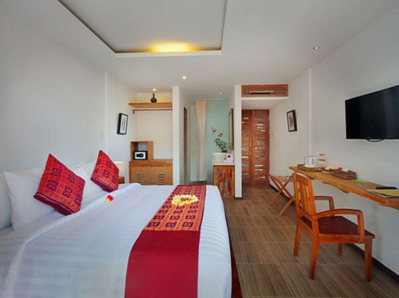Hotel Alam Sembuwuk Resort