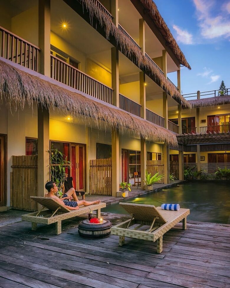 Hotel Alam Sembuwuk Resort
