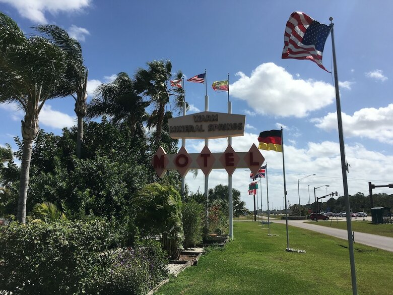 Warm Mineral Springs Motel