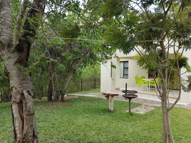 Sand River Cottages