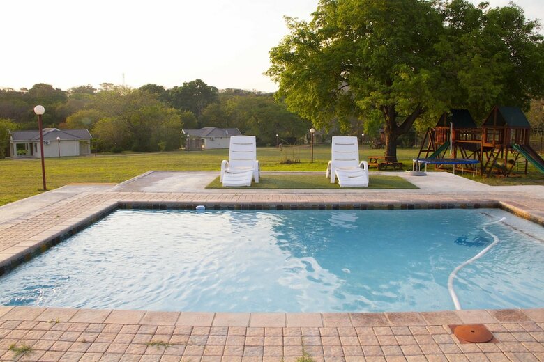 Sand River Cottages