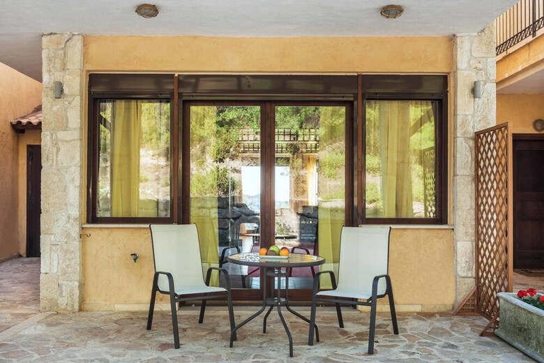 Akritas Ef Zin Villas & Suites