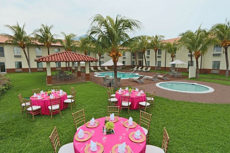 Hotel Comfort Inn Real La Union