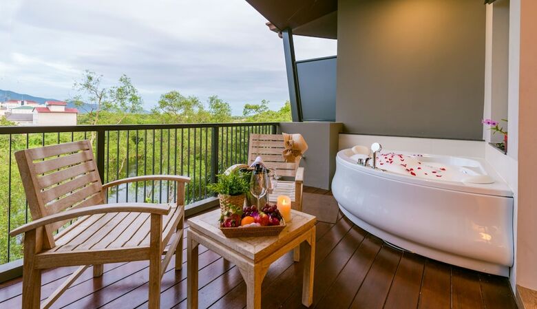 Hotel D Varee Diva Rimnaam, Chanthaburi