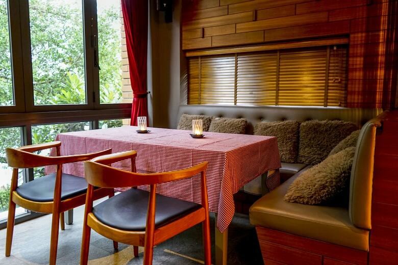 Hotel D Varee Diva Rimnaam, Chanthaburi