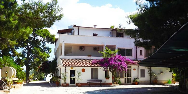 Apartamento Residenza Collina Dei Pini