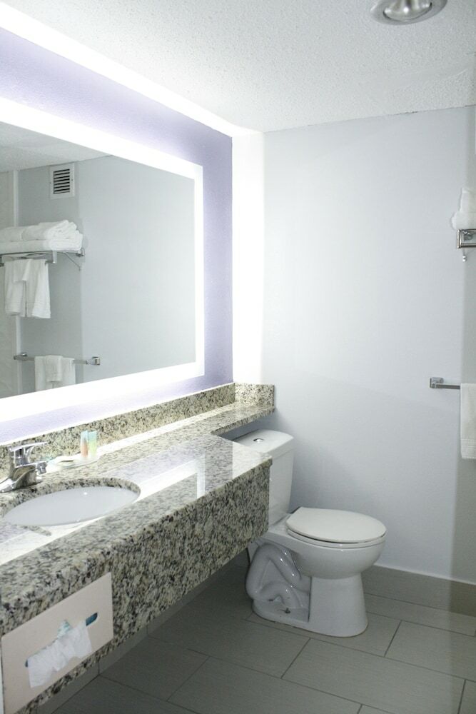 Hotel Americinn By Wyndham International Falls