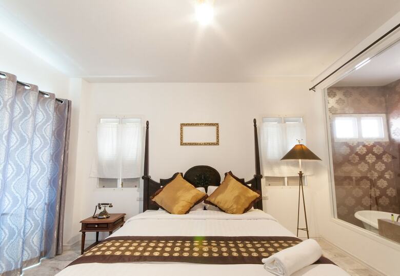 Hotel Dharasom Colonial House