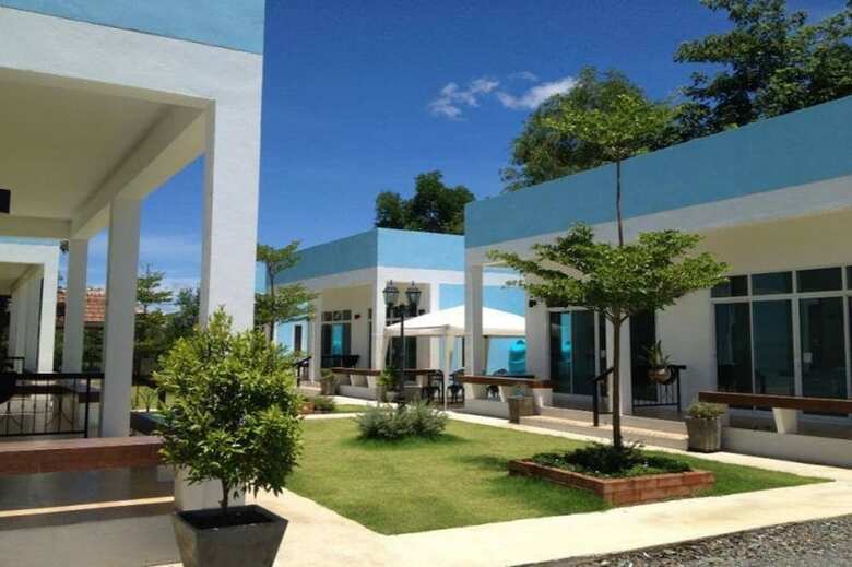 Hotel The Cube Resort