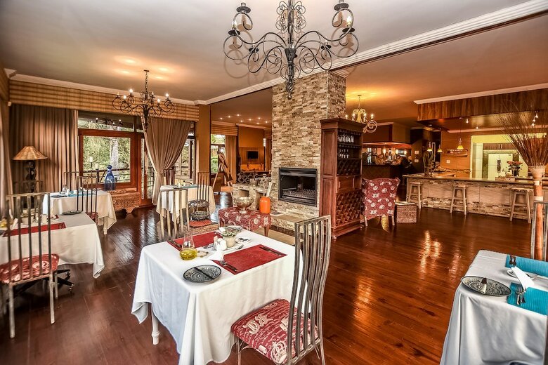 Posada Bambuu Lakeside Lodge