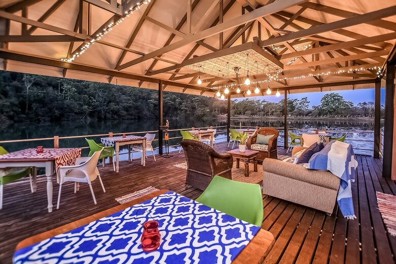 Posada Bambuu Lakeside Lodge