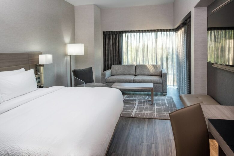 AC Hotel By Marriott Boston Cambridge