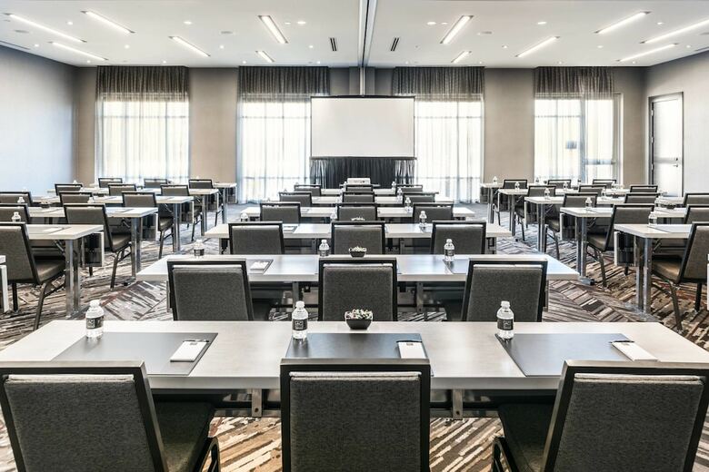 AC Hotel By Marriott Boston Cambridge