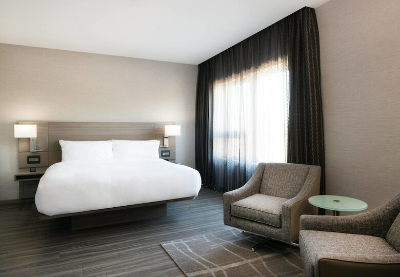 AC Hotel By Marriott Boston Cambridge