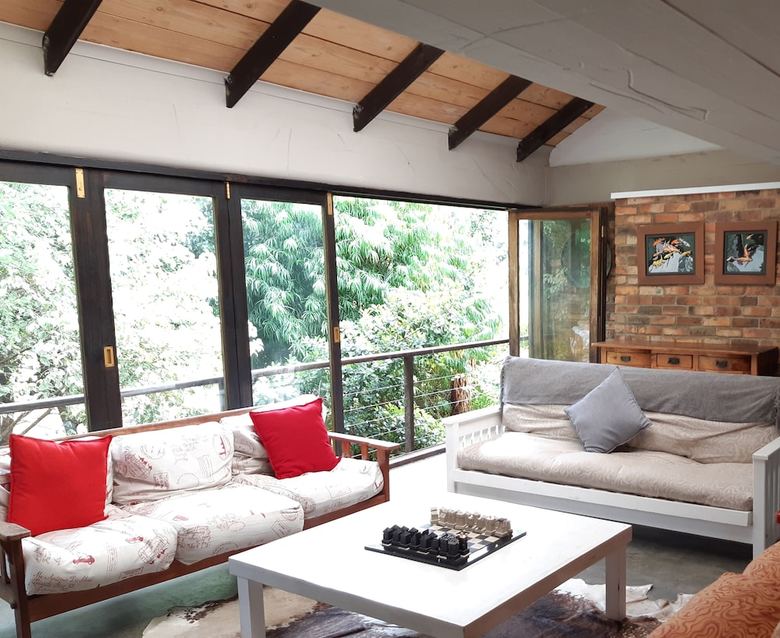 Hotel Hornbill House