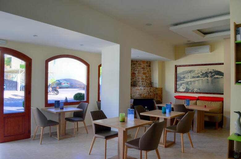 Hotel Minos